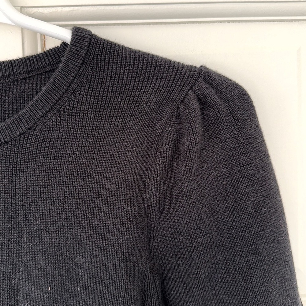 ANN TAYLOR ribbed knit sweater size XS black puff shoulder longsleeve - Picture 2 of 4